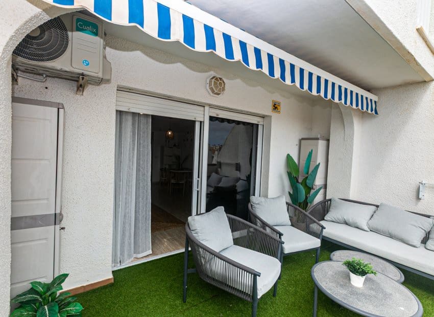 3 sovrum Lägenhet till salu i Cabo Roig med pool - 359 000 € (Ref: 10162005)