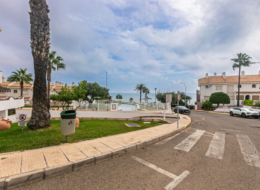 3 sovrum Lägenhet till salu i Cabo Roig med pool - 359 000 € (Ref: 10162005)