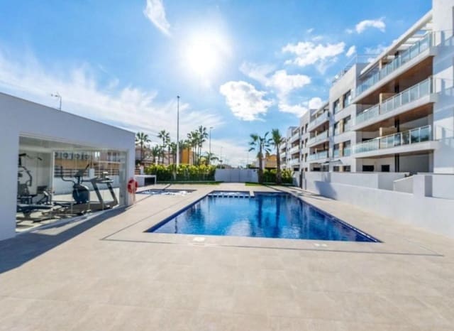 2 sovrum Takvåning till salu i Aguas Nuevas, Torrevieja med pool garage - 399 000 € (Ref: 10162006)