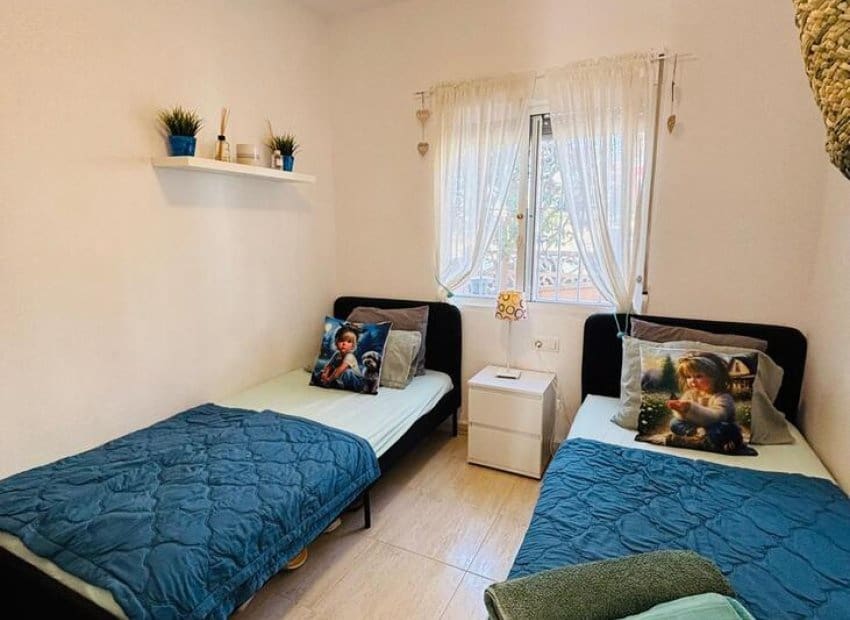 2 slaapkamer Appartement te koop in Villamartin met zwembad - € 155.000 (Ref: 10162012)