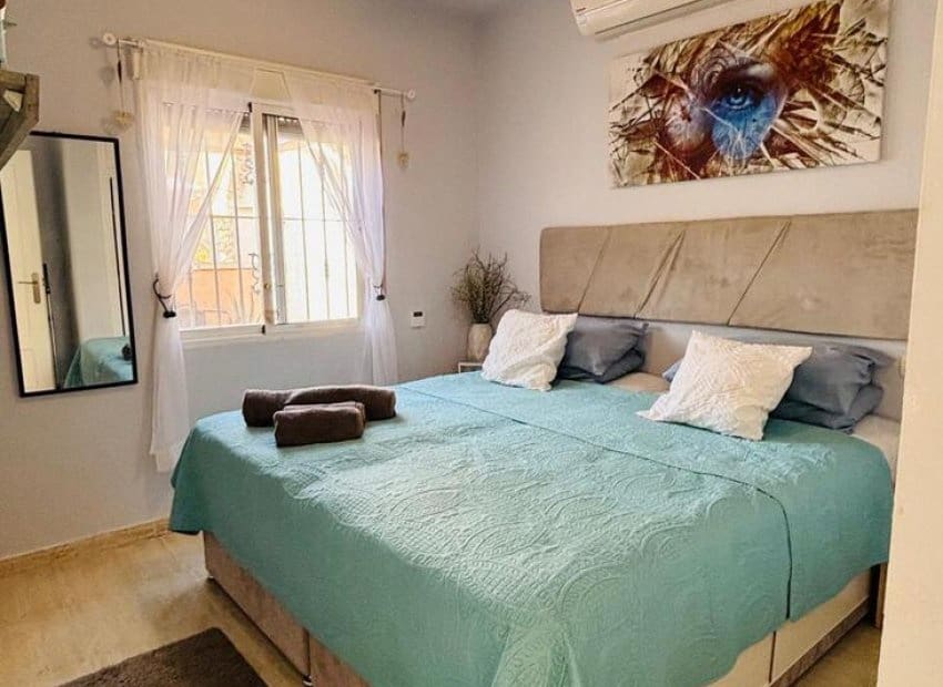 2 slaapkamer Appartement te koop in Villamartin met zwembad - € 155.000 (Ref: 10162012)