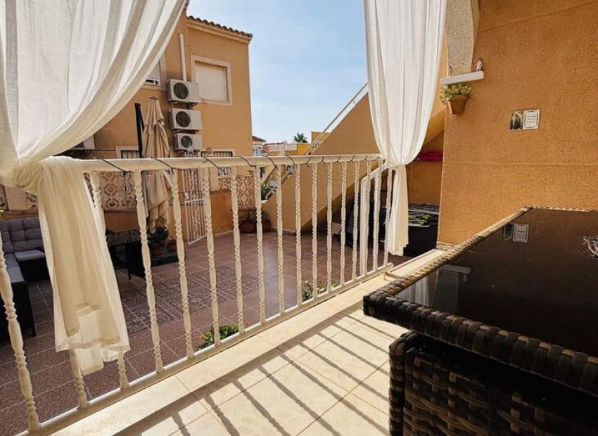 2 slaapkamer Appartement te koop in Villamartin met zwembad - € 155.000 (Ref: 10162012)