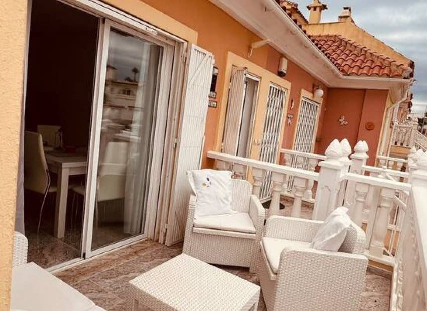 3 bedroom Apartment for sale in Villamartin with pool - € 169,950 (Ref: 10162022)
