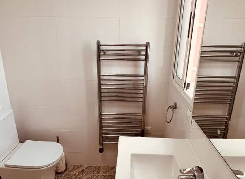 3 bedroom Apartment for sale in Villamartin with pool - € 169,950 (Ref: 10162022)