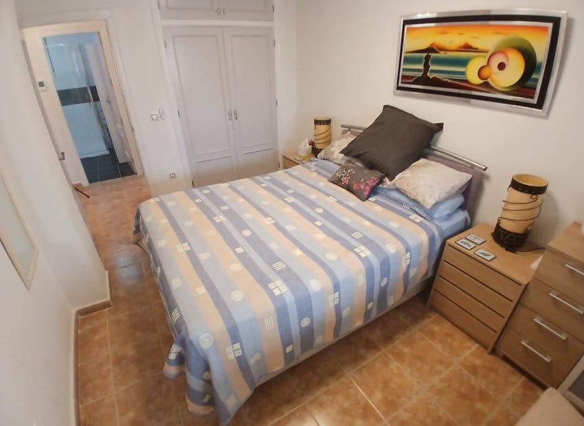 3 sypialnia Willa na sprzedaż w Villamartin z basenem - 299 950 € (Ref: 10162023)