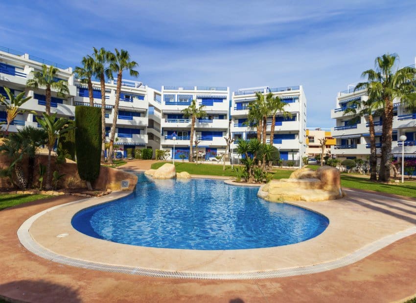2 bedroom Penthouse for sale in Playa Flamenca with pool garage - € 239,000 (Ref: 10162025)
