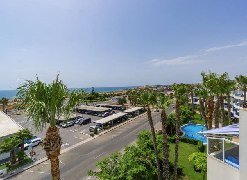 2 bedroom Penthouse for sale in Playa Flamenca with pool garage - € 239,000 (Ref: 10162025)