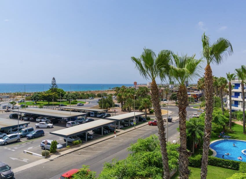 2 bedroom Penthouse for sale in Playa Flamenca with pool garage - € 239,000 (Ref: 10162025)