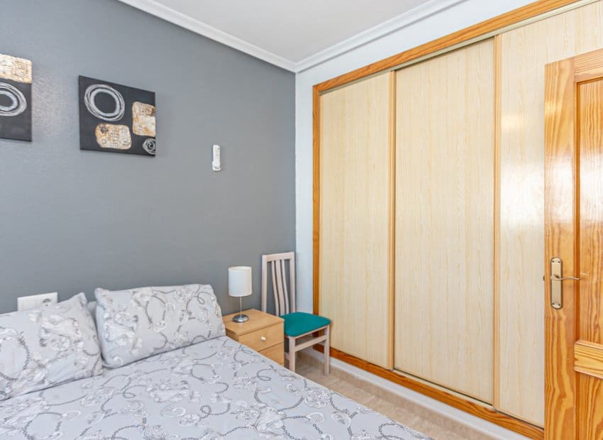 3 bedroom Penthouse for sale in Playa Flamenca with pool garage - € 199,000 (Ref: 10162031)