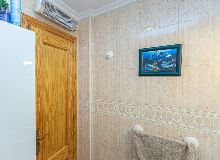 3 bedroom Penthouse for sale in Playa Flamenca with pool garage - € 199,000 (Ref: 10162031)