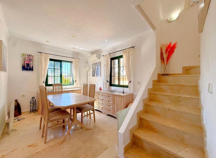6 sypialnia Willa na sprzedaż w Los Dolses z basenem - 475 000 € (Ref: 10162032)