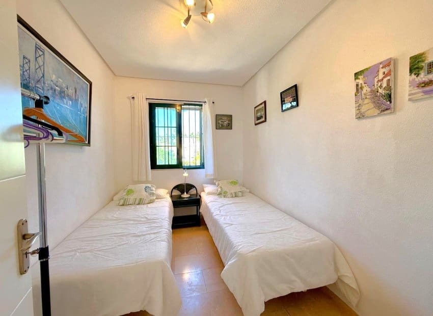 6 sypialnia Willa na sprzedaż w Los Dolses z basenem - 475 000 € (Ref: 10162032)