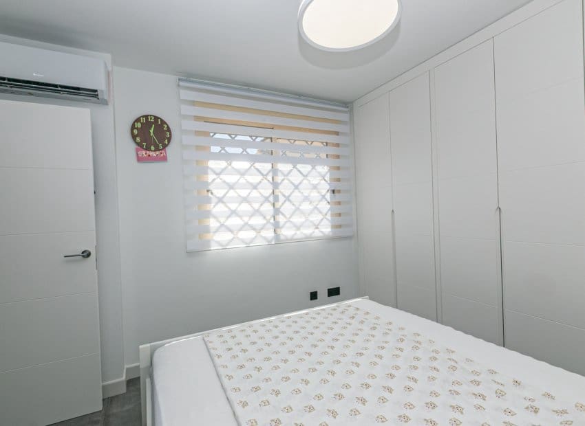 3 chambre Villa/Maison Semi-Mitoyenne à vendre à Pilar de la Horadada avec piscine garage - 395 000 € (Ref: 10162034)