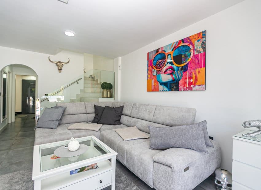 3 chambre Villa/Maison Semi-Mitoyenne à vendre à Pilar de la Horadada avec piscine garage - 395 000 € (Ref: 10162034)