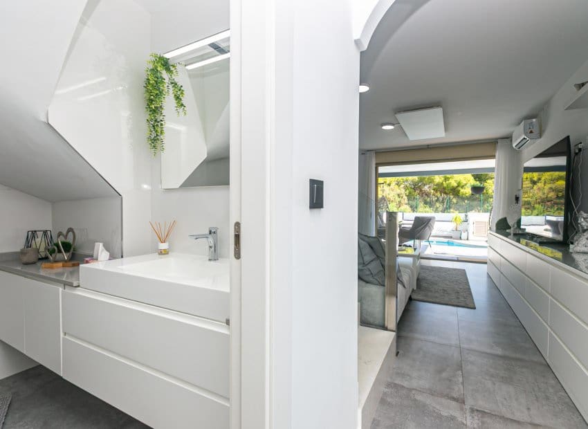3 chambre Villa/Maison Semi-Mitoyenne à vendre à Pilar de la Horadada avec piscine garage - 395 000 € (Ref: 10162034)