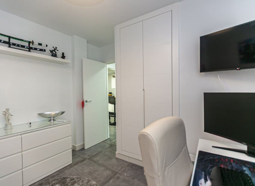 3 chambre Villa/Maison Semi-Mitoyenne à vendre à Pilar de la Horadada avec piscine garage - 395 000 € (Ref: 10162034)