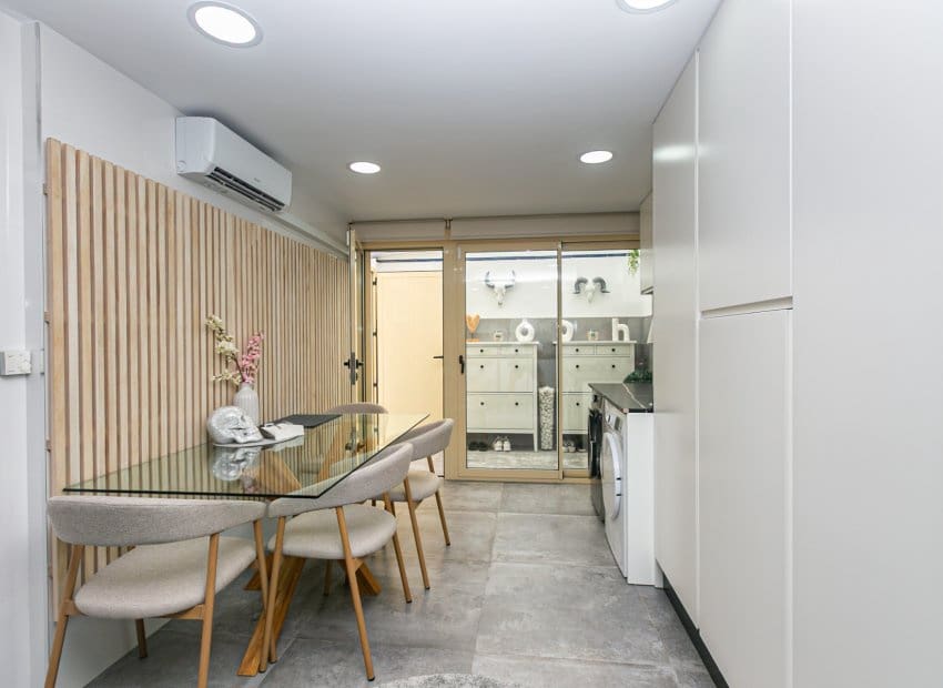 3 chambre Villa/Maison Semi-Mitoyenne à vendre à Pilar de la Horadada avec piscine garage - 395 000 € (Ref: 10162034)