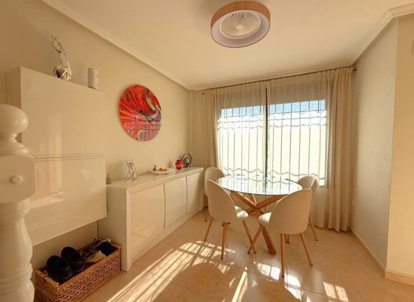 2 sovrum Hus till salu i Campoamor med pool - 239 000 € (Ref: 10173911)