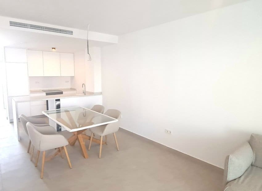 2 Zimmer Apartment zu verkaufen in Playa Flamenca mit Pool - 415.000 € (Ref: 10173912)