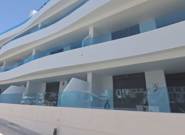 2 slaapkamer Appartement te koop in Playa Flamenca, Orihuela met zwembad - € 415.000 (Ref: 10173912)