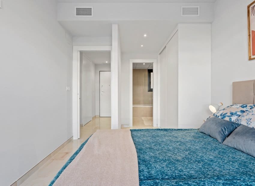 3 slaapkamer Appartement te koop in Playa Flamenca met zwembad garage - € 589.900 (Ref: 10173913)
