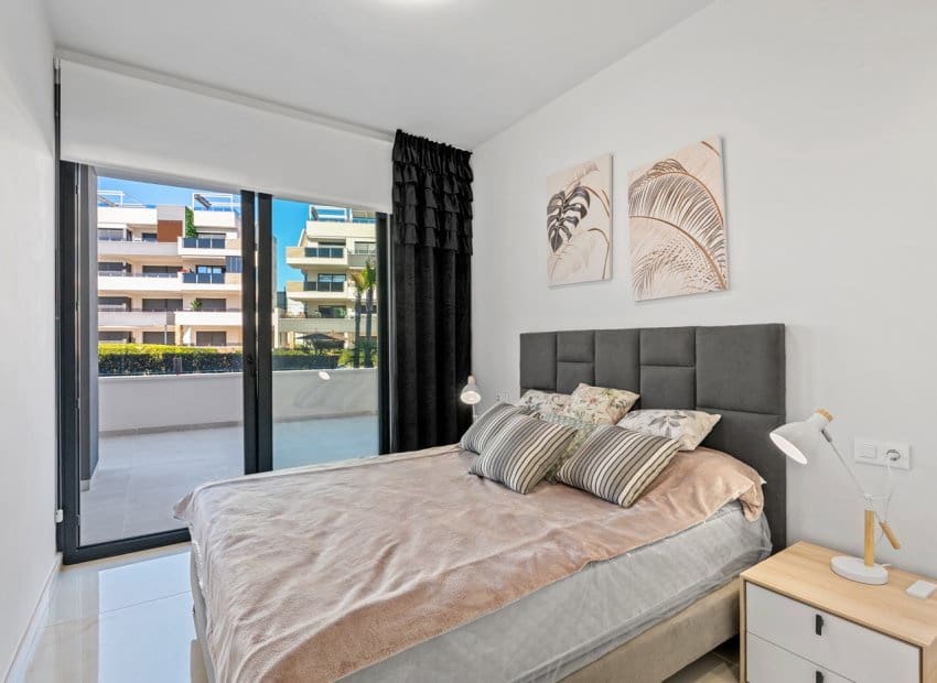 3 slaapkamer Appartement te koop in Playa Flamenca met zwembad garage - € 589.900 (Ref: 10173913)