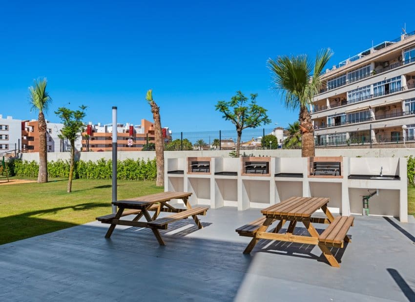 3 slaapkamer Appartement te koop in Playa Flamenca met zwembad garage - € 589.900 (Ref: 10173913)