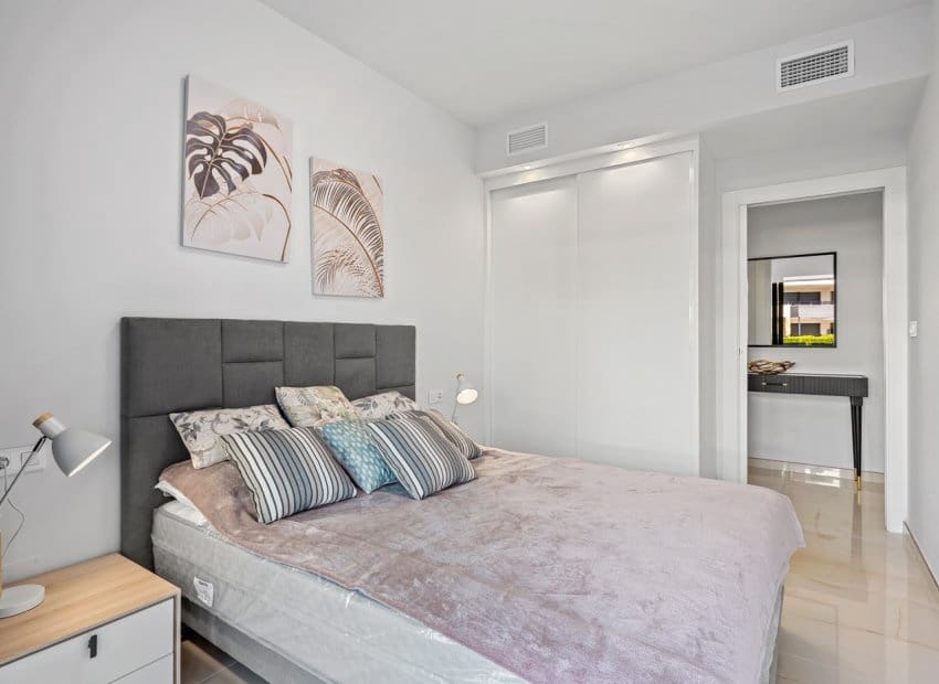 3 slaapkamer Appartement te koop in Playa Flamenca met zwembad garage - € 589.900 (Ref: 10173913)