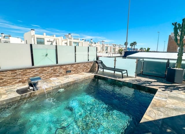 3 makuuhuone Huvila myytävänä paikassa Lomas de Cabo Roig - Los Dolses, Orihuela mukana uima-altaan 
autotalli - 570 000 € (Ref: 10173917)