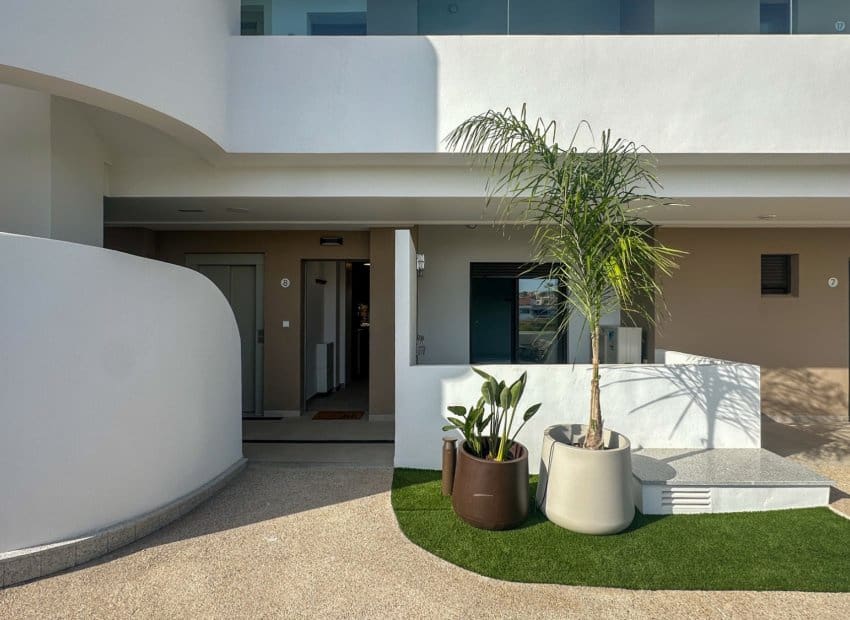 2 soverom Leilighet til salgs i Playa Flamenca med svømmebasseng - € 359 000 (Ref: 10173919)