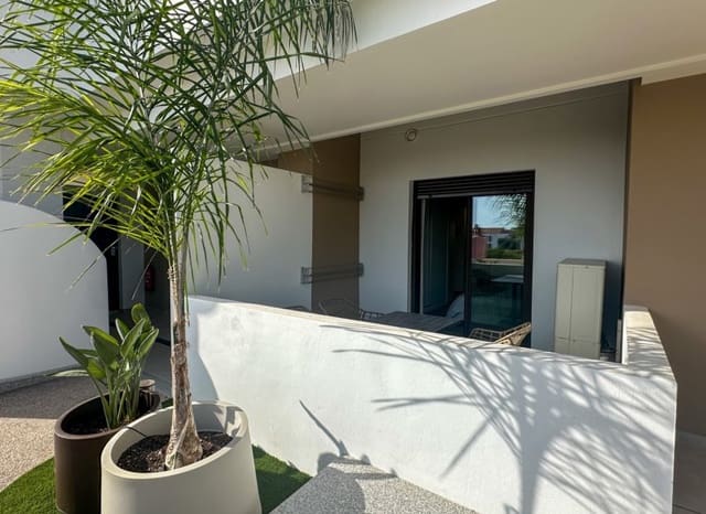 2 slaapkamer Appartement te koop in Playa Flamenca, Orihuela met zwembad - € 359.000 (Ref: 10173919)