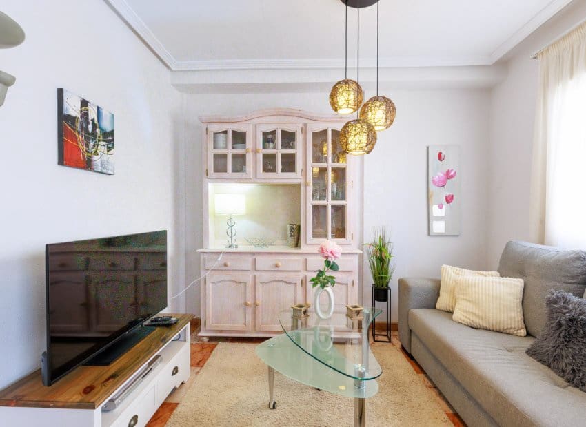 2 slaapkamer Rijtjeshuis te koop in Villamartin met zwembad garage - € 210.000 (Ref: 10173921)