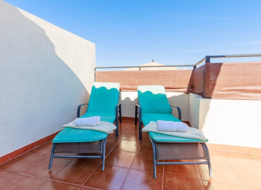 2 slaapkamer Rijtjeshuis te koop in Villamartin met zwembad garage - € 210.000 (Ref: 10173921)