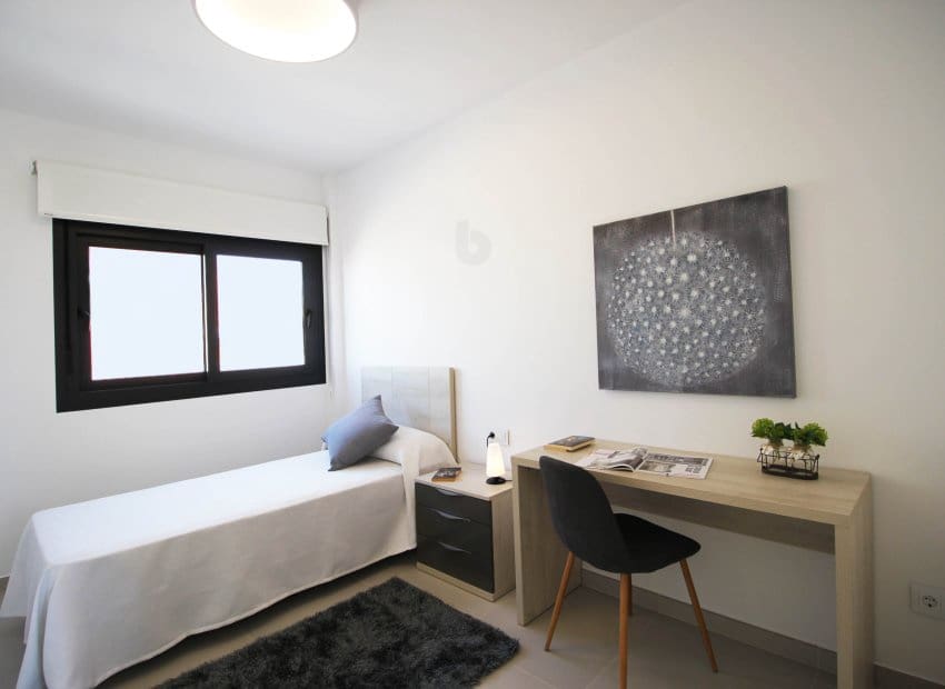 3 sypialnia Apartament na sprzedaż w Pinar de Campoverde z basenem garażem - 329 900 € (Ref: 10174254)