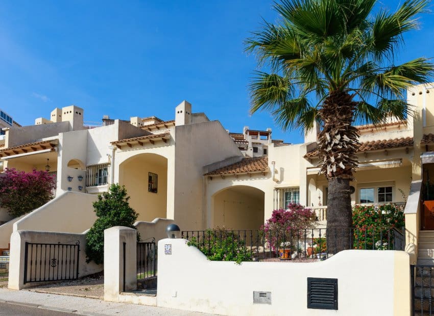 3 sovrum Semi-fristående Villa till salu i Las Ramblas Golf med pool garage - 269 000 € (Ref: 10177584)