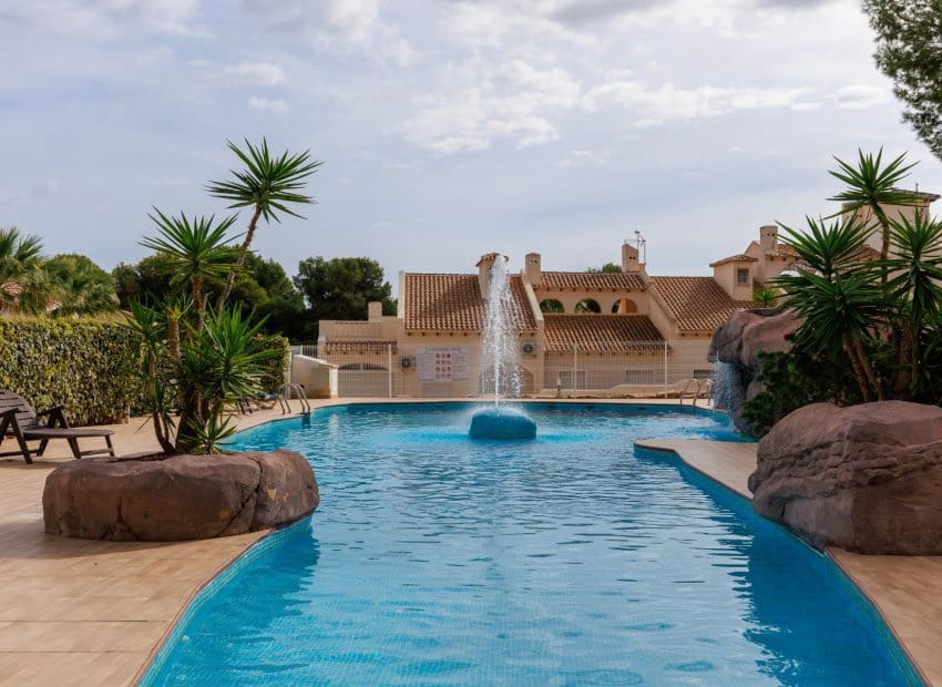 3 sovrum Semi-fristående Villa till salu i Las Ramblas Golf med pool garage - 269 000 € (Ref: 10177584)