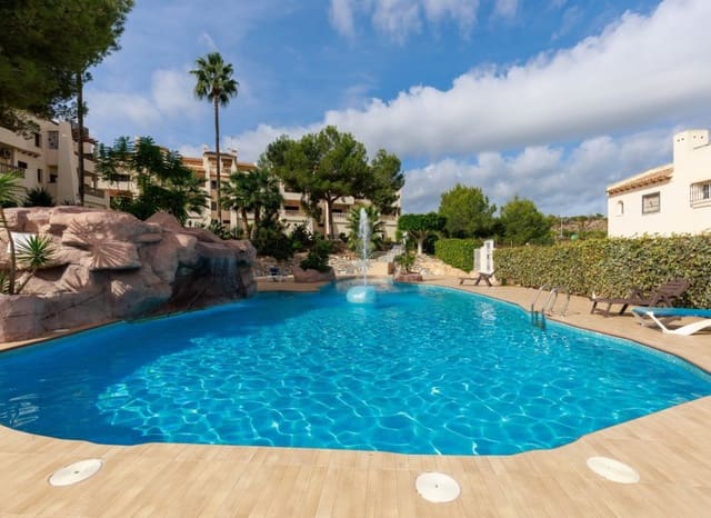 3 chambre Villa/Maison Semi-Mitoyenne à vendre à Las Ramblas Golf, Orihuela avec piscine garage - 269 000 € (Ref: 10177584)