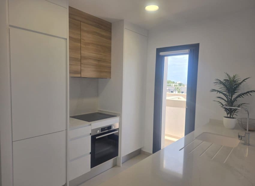 Ático de 2 habitaciones en Pilar de la Horadada en venta con piscina garaje - 346.000 € (Ref: 10180602)
