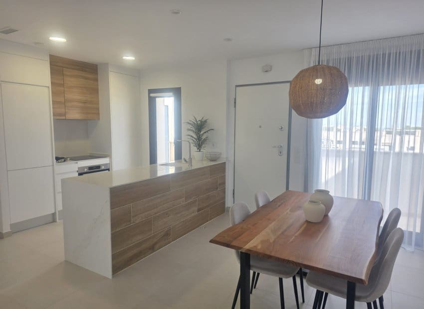 Ático de 2 habitaciones en Pilar de la Horadada en venta con piscina garaje - 346.000 € (Ref: 10180602)