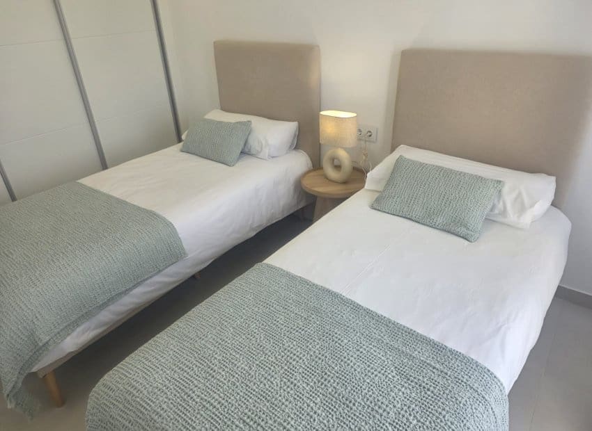 Ático de 2 habitaciones en Pilar de la Horadada en venta con piscina garaje - 346.000 € (Ref: 10180602)