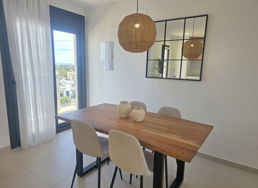 Ático de 2 habitaciones en Pilar de la Horadada en venta con piscina garaje - 346.000 € (Ref: 10180602)