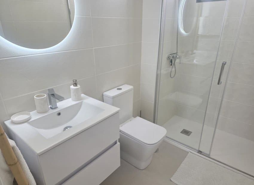 Ático de 2 habitaciones en Pilar de la Horadada en venta con piscina garaje - 346.000 € (Ref: 10180602)