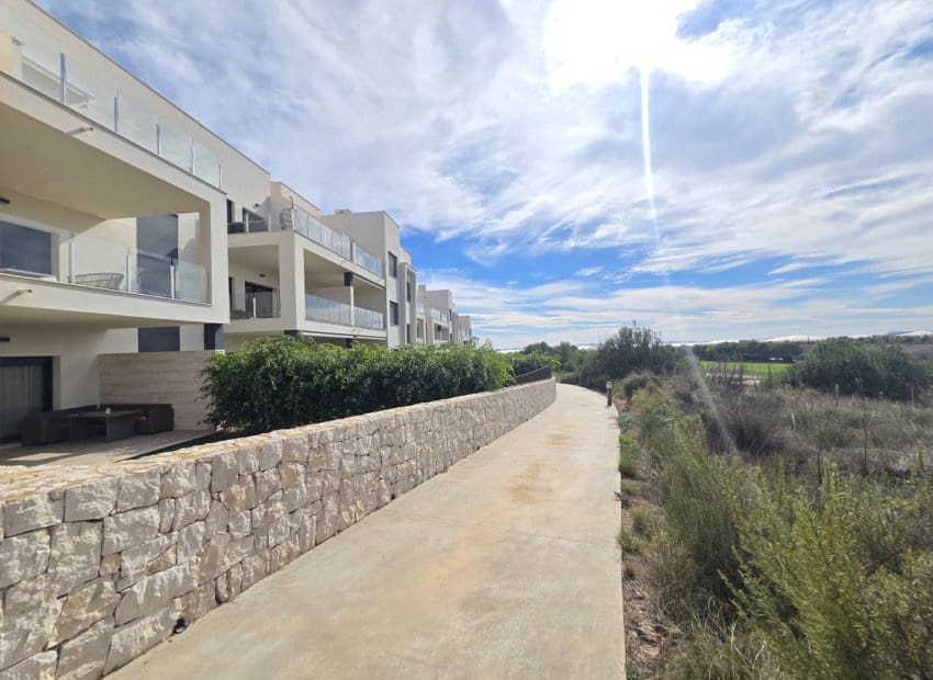 Ático de 2 habitaciones en Pilar de la Horadada en venta con piscina garaje - 346.000 € (Ref: 10180602)