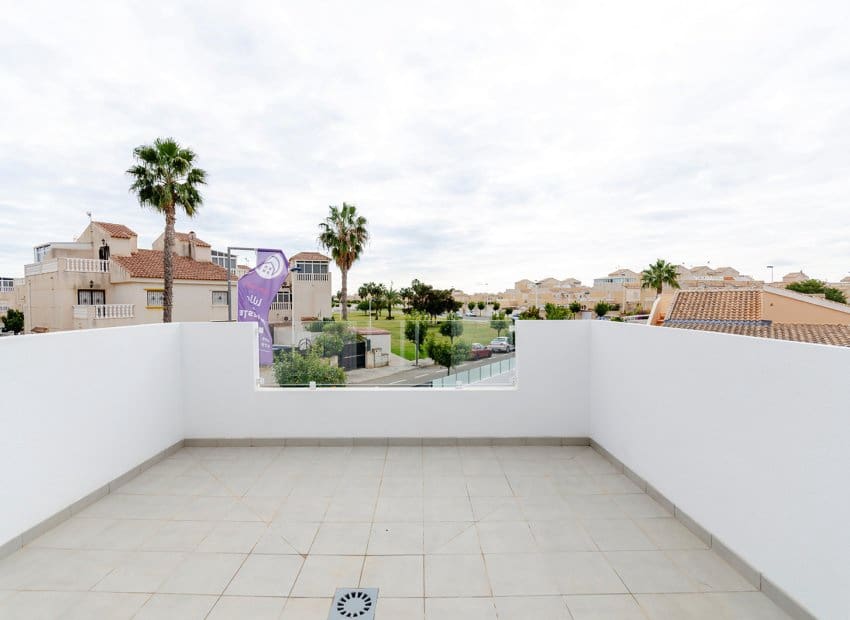 3 slaapkamer Huis te koop in Torrevieja - € 409.000 (Ref: 9368233)