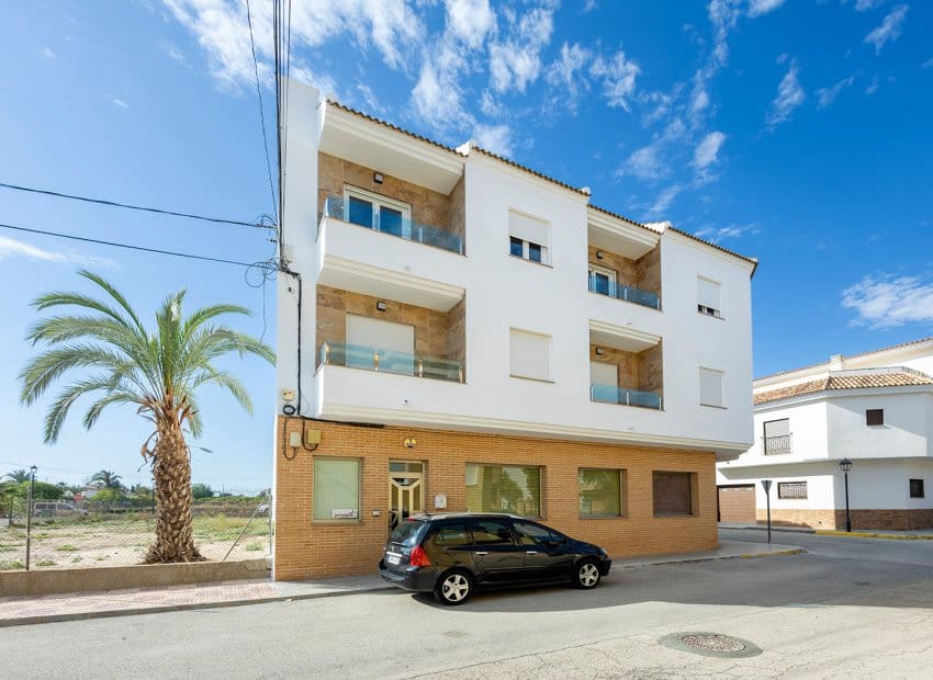 2 bedroom Apartment for sale in Jacarilla - € 139,000 (Ref: 9368248)