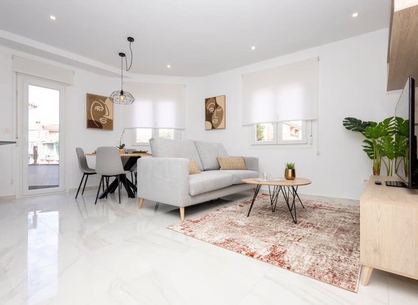 2 bedroom Apartment for sale in Jacarilla - € 139,000 (Ref: 9368248)