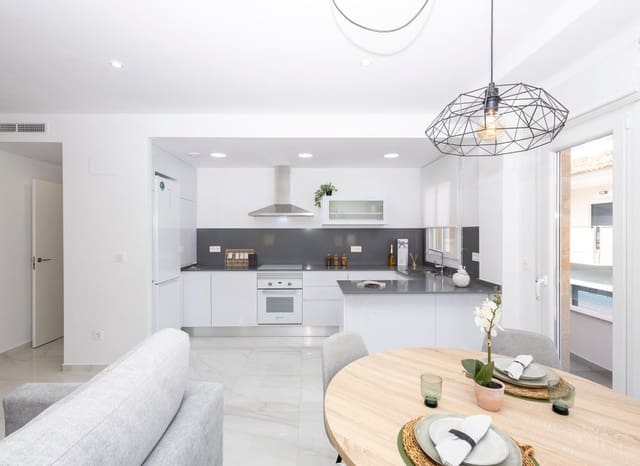 Apartamento de 2 habitaciones en Jacarilla en venta - 139.000 € (Ref: 9368248)