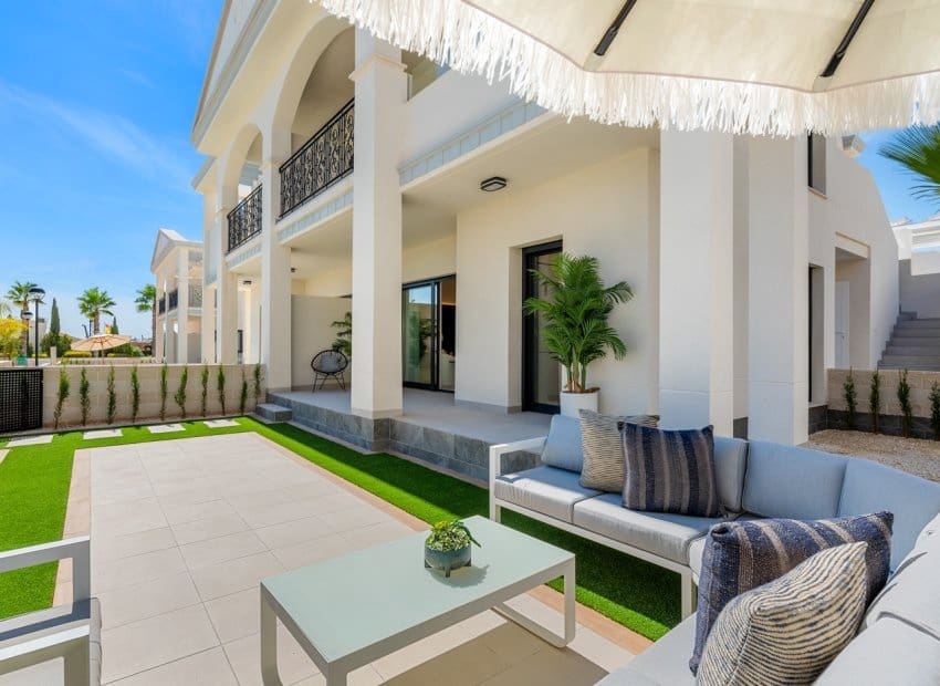 2 soveværelse Lejlighed til salg i Ciudad Quesada med swimmingpool - € 314.000 (Ref: 9368258)