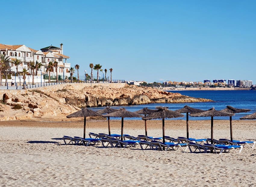 3 soveværelse Lejlighed til salg i Torrevieja med swimmingpool - € 412.000 (Ref: 9368299)