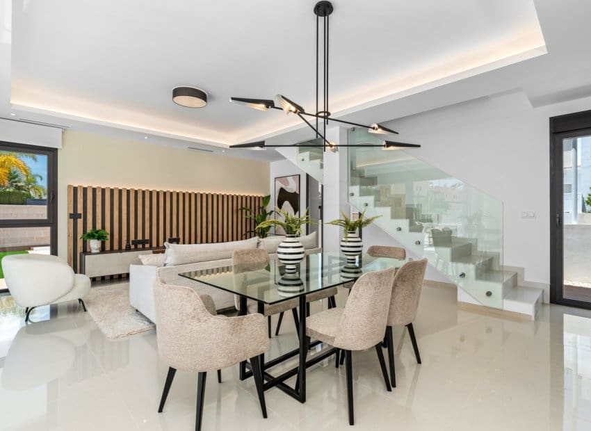 3 bedroom Villa for sale in Ciudad Quesada - € 884,450 (Ref: 9368322)